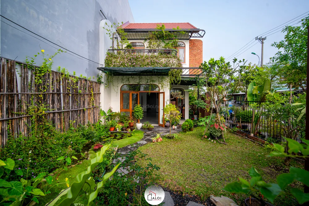 Mặt tiền 2 tầng Dat's House